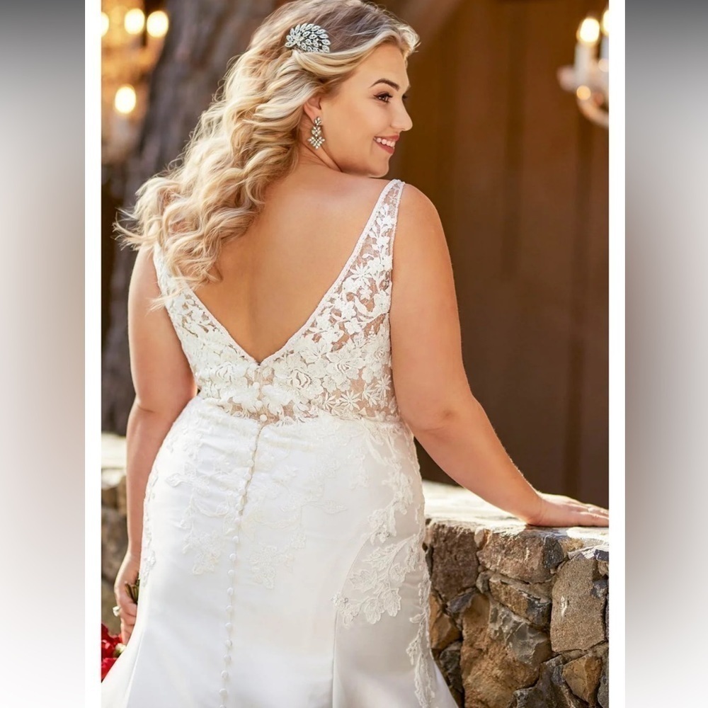 NEW Essence of Australia D2675 Mermaid Ivory Plunge Sz 24 - Picture 4 of 17